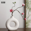 MODERN DONUT SHAPE PLASTIC DECOR VASE - WHITE